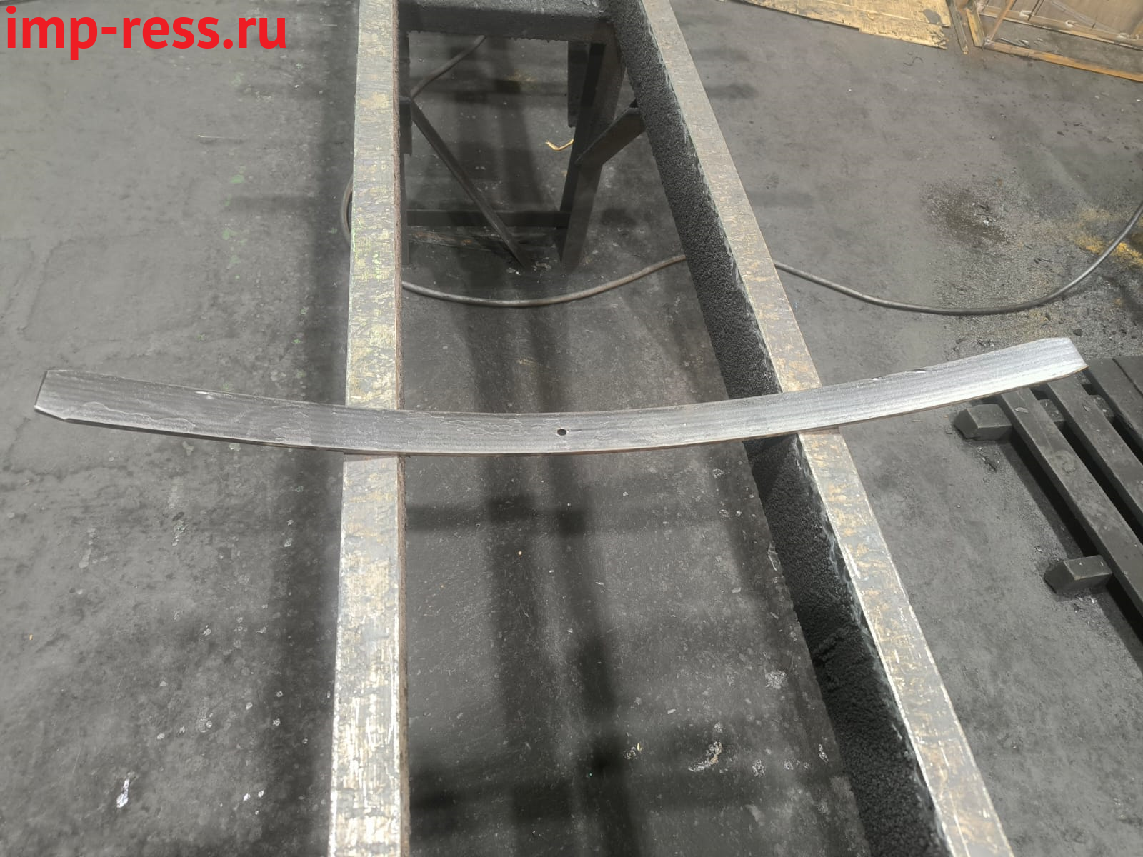 NISSAN SERENA рессора задняя лист №2  (Арт. IR 10-10-02),